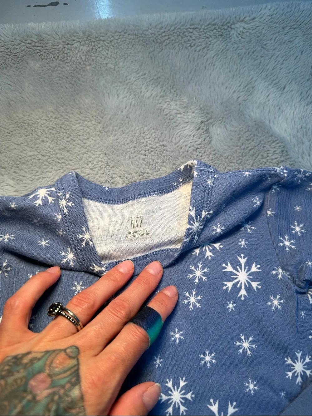 GAP Kids Holiday Reindeer & Snowflake Pajama Set - Peach & Blue